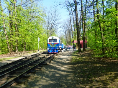 ТУ2-054 с поездом 'Украина' на ст. Лесопарк