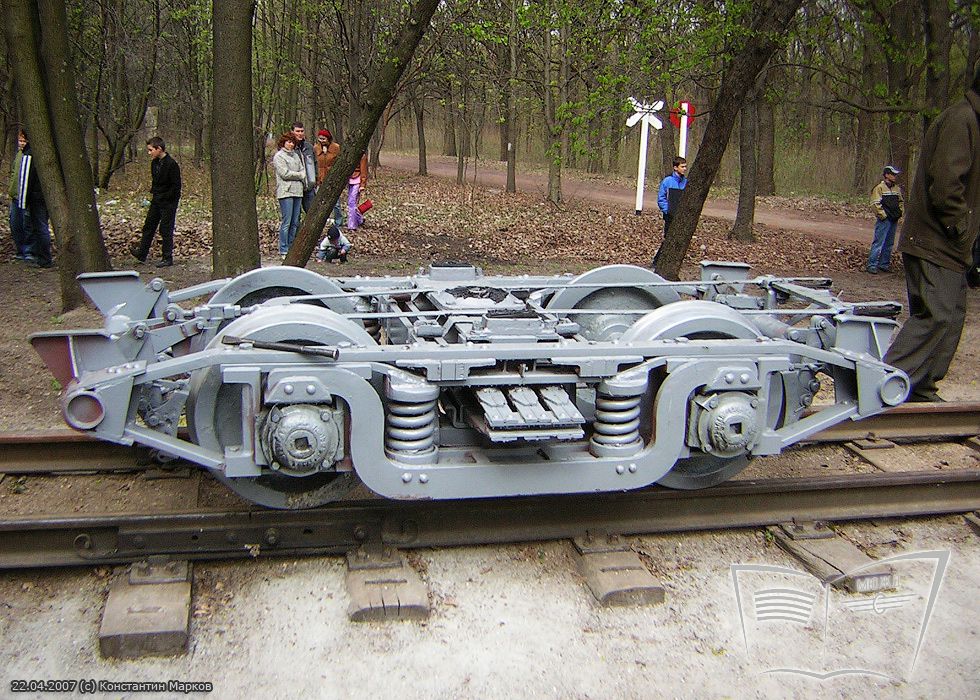 Тележка вагона 'Pafawag'. Выгрузка вагона состава 'Украина' после капитального ремонта