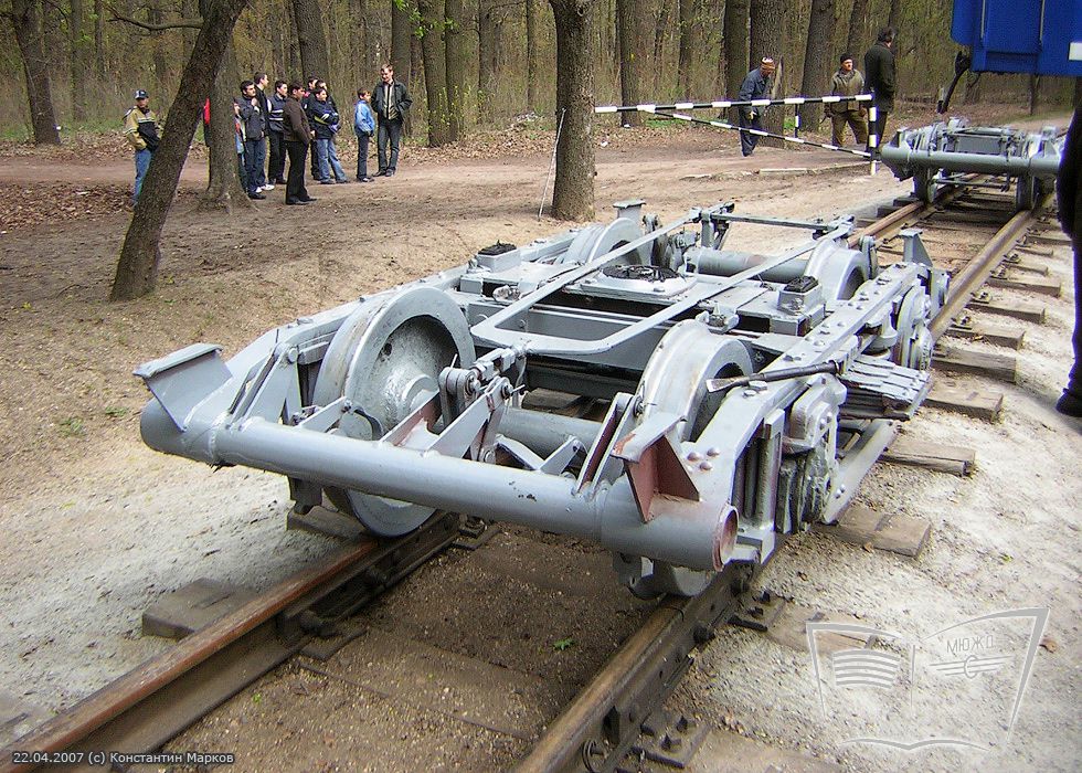 Тележки вагона 'Pafawag'. Выгрузка вагона состава 'Украина' после капитального ремонта