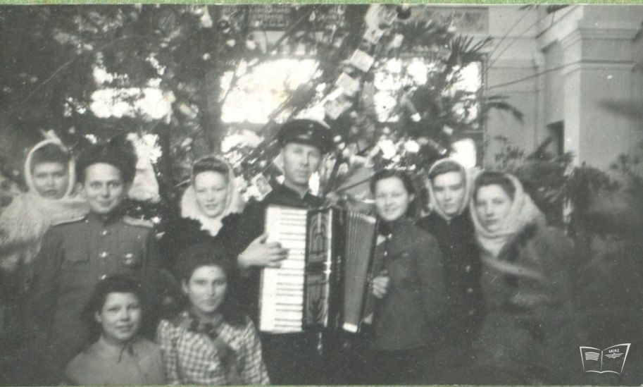 На новогодней ёлке 1947 года