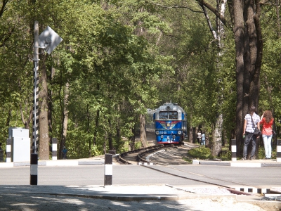 ТУ2-054 с составом 'Украина' приближается к ст. Парк